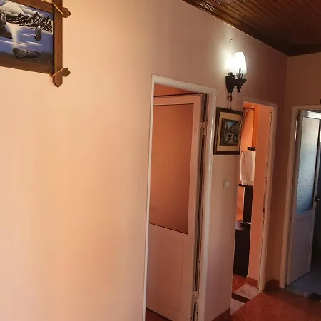 Pensión Donend Berat